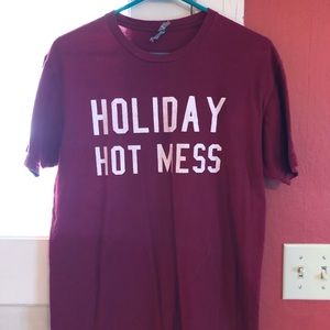 Holiday hot mess graphic tee - medium